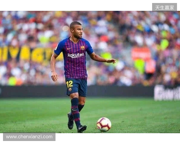 前教练:拉菲尼亚在攻防两端都能做贡献,他比登贝莱更全面 前教练:拉菲尼亚在攻防两端都能做贡献,他比登贝莱更全面