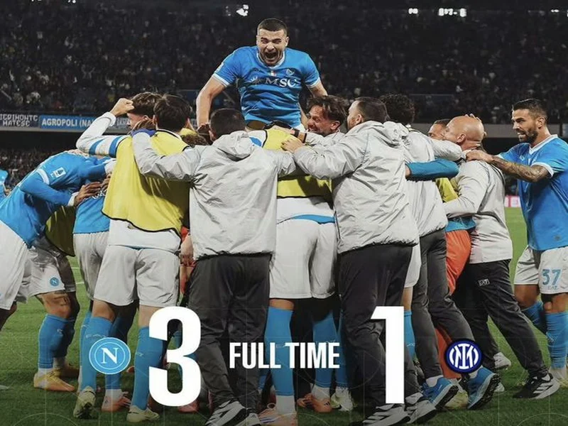 弗兰克：我不同意斯洛特的意见，范德芬不铲抢就不是合格后卫